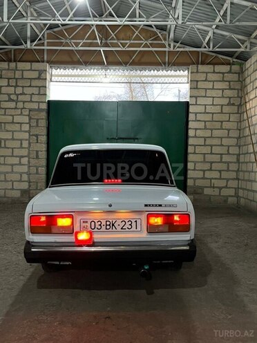 LADA (VAZ) 2107-2