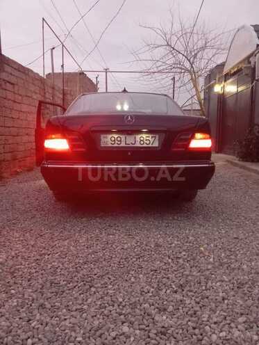 Mercedes E 240 2000, 400,000 km - 2.4 l - Bakı
