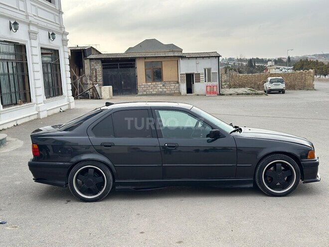 BMW 318-5