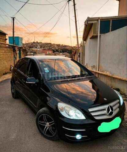 Mercedes B 200-6