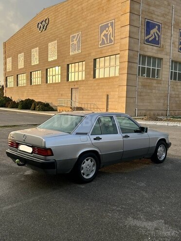Mercedes 190-3