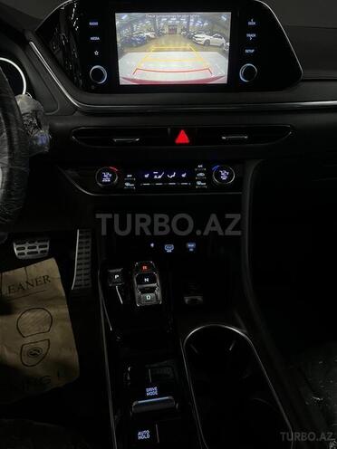 Hyundai Sonata-11