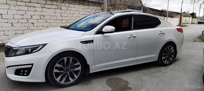 Kia Optima-3