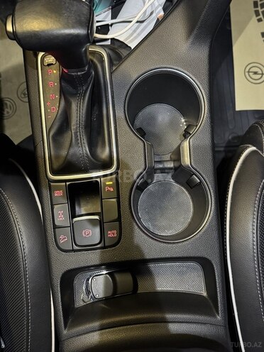 Kia Sportage 2021, 32,000 km - 2.0 l - Bakı