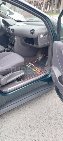 Mercedes A 160 2001, 197,000 km - 1.6 l - Bakı