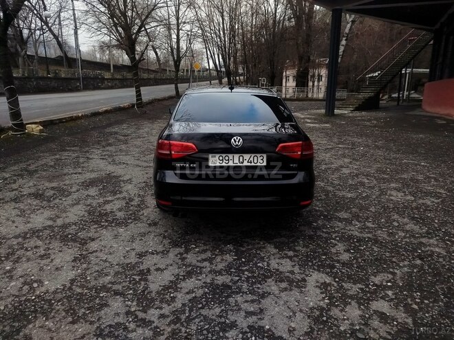 Volkswagen Jetta 2014, 320,200 km - 1.8 l - Şəki