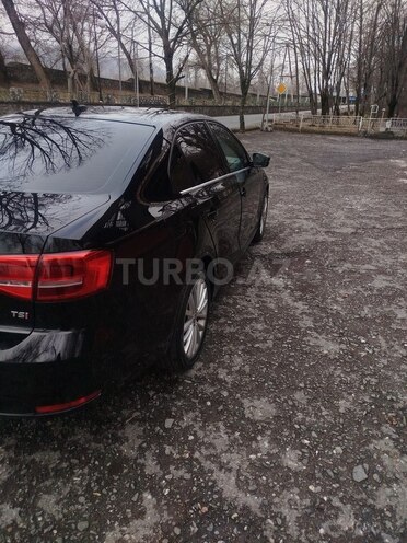 Volkswagen Jetta 2014, 320,200 km - 1.8 l - Şəki