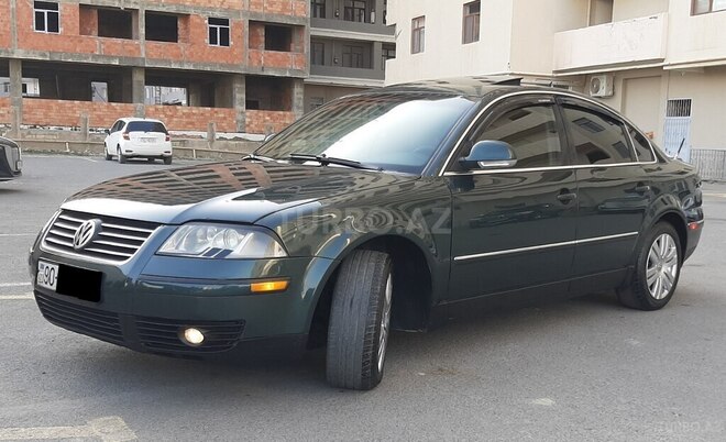 Volkswagen Passat 2004, 355,300 km - 1.8 l - Bakı
