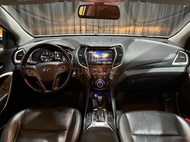 Hyundai Santa Fe-11
