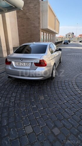 BMW 320-11