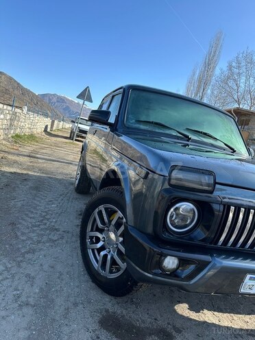LADA (VAZ) Niva 2015, 220,000 km - 1.7 л - İsmayıllı