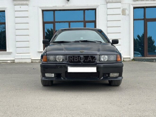 BMW 318-1