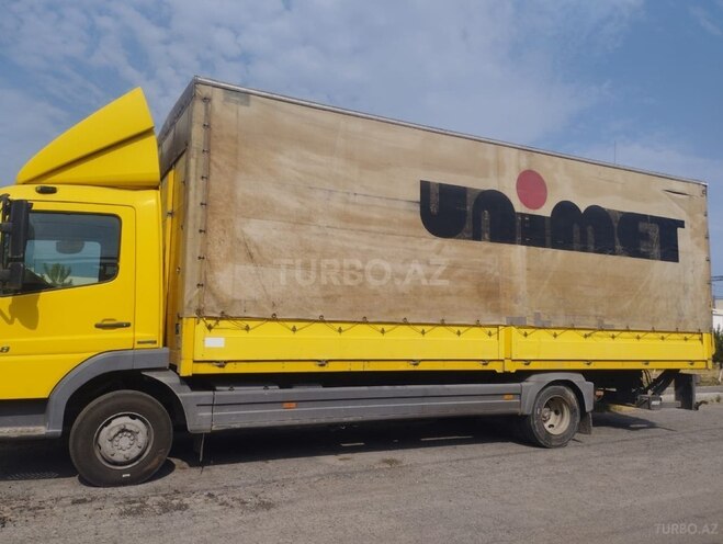 Mercedes Atego 818-12