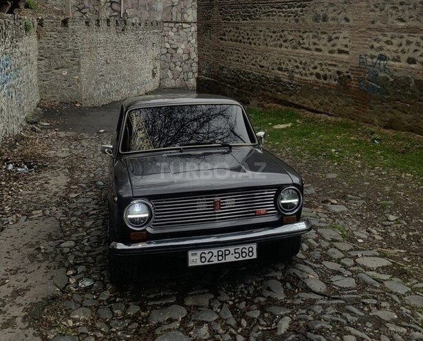 LADA (VAZ) 21011-1