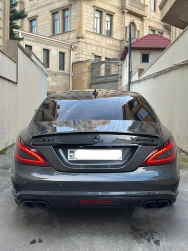 Mercedes CLS 63 AMG-4