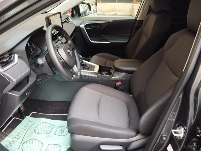 Toyota RAV4 2025, 10,000 km - 2.5 л - Bakı