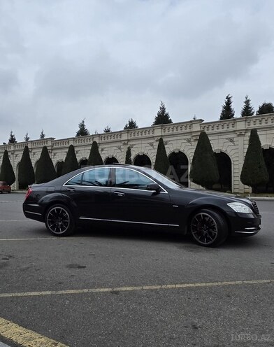 Mercedes S 500-19