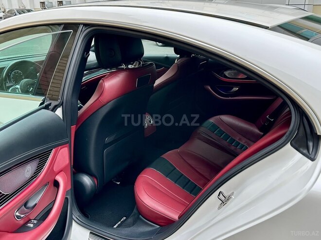 Mercedes CLS 350-9