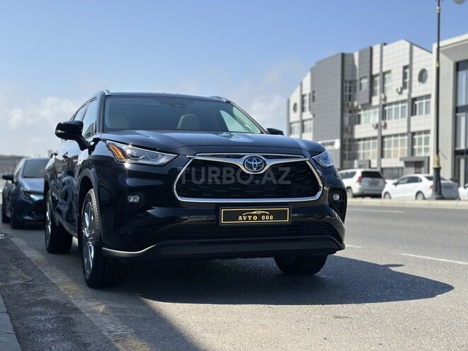 Toyota Highlander-3