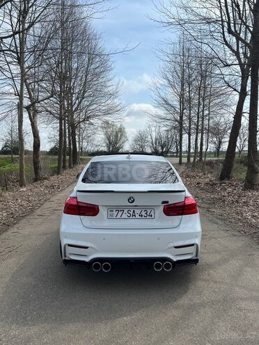 BMW  2018, 220,000 km - 2.0 l - Bakı