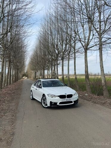 BMW  2018, 220,000 km - 2.0 l - Bakı