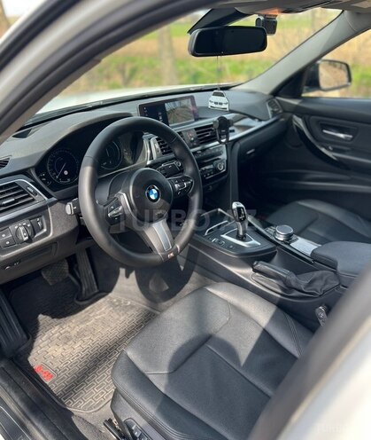 BMW  2018, 220,000 km - 2.0 l - Bakı