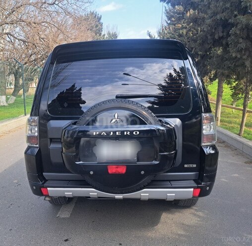 Mitsubishi Pajero 2009, 300,000 km - 3.5 l - Bakı