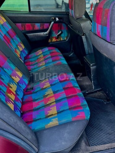 Mercedes 190 1992, 378,459 km - 2.0 l - Sumqayıt