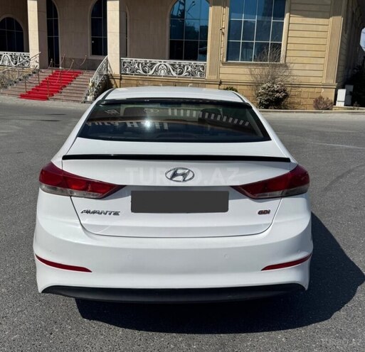 Hyundai Avante 2015, 198,000 km - 1.6 l - Bakı