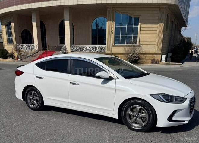 Hyundai Avante 2015, 198,000 km - 1.6 l - Bakı