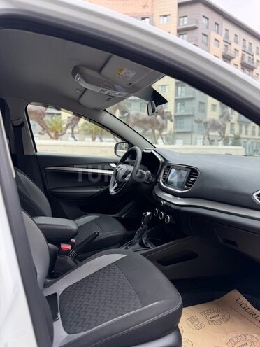 LADA (VAZ) Vesta-8