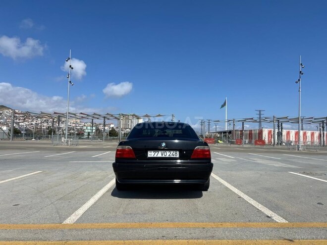 BMW 728-7