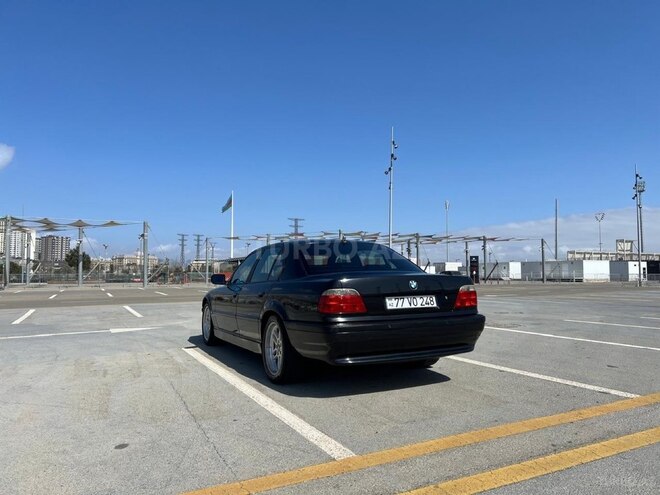 BMW 728-6