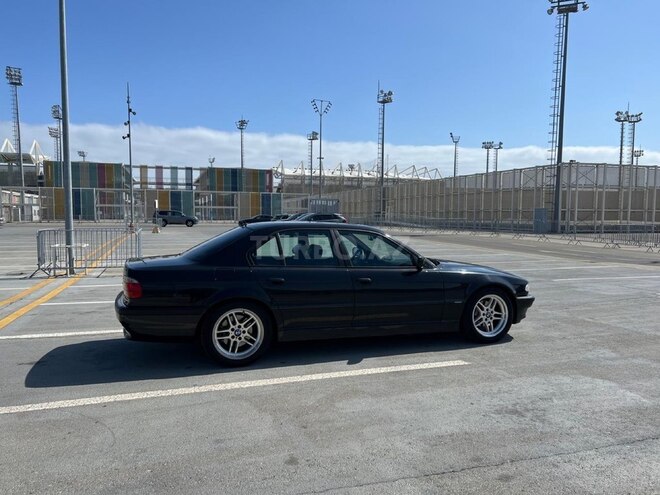 BMW 728-5