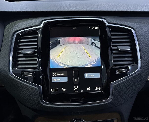 Volvo XC90-17