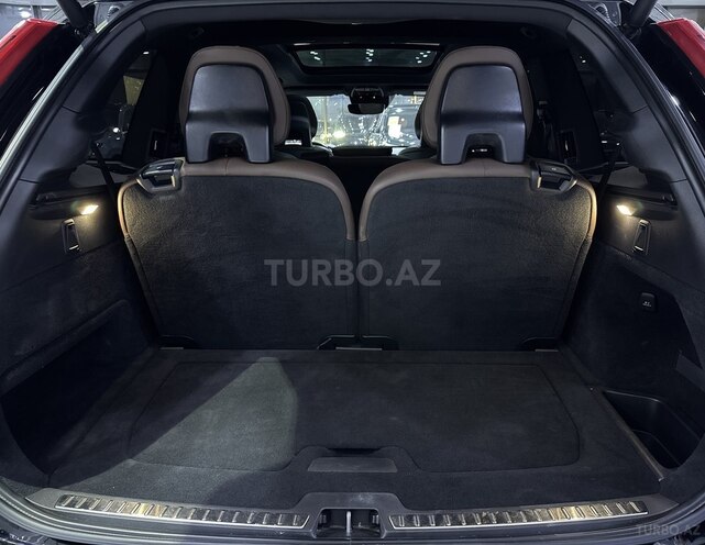 Volvo XC90-15