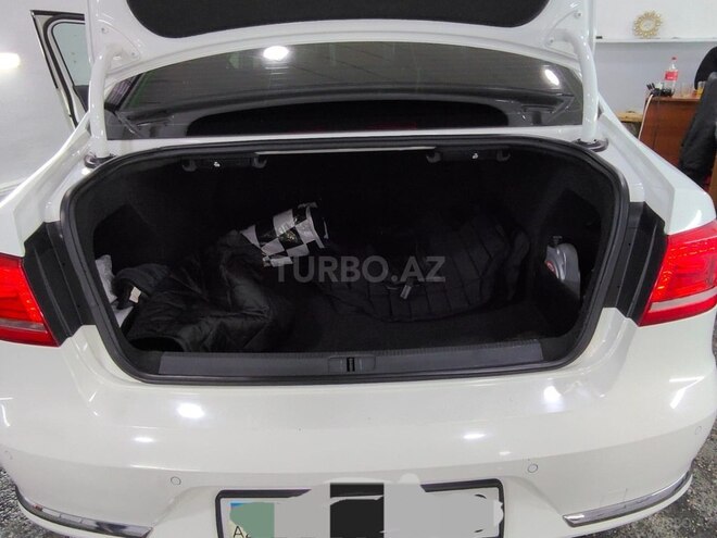 Volkswagen Passat 2014, 258,000 km - 1.8 l - Bakı