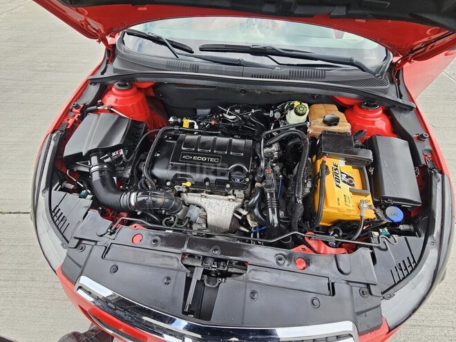 Chevrolet Cruze-11