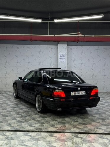 BMW 728-6