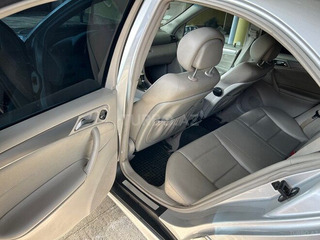 Mercedes C 230 2006, 281,452 km - 2.5 l - Göyçay