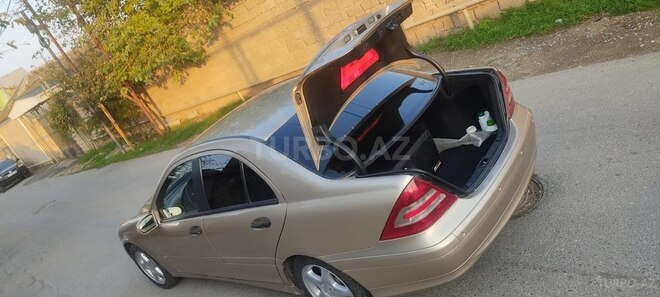 Mercedes C 230 2005, 320,000 km - 1.8 l - Bakı