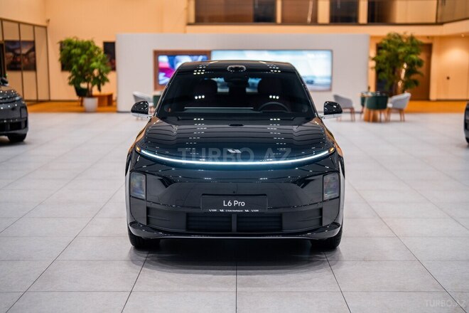 Li Auto L6-1