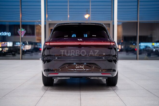 Li Auto L6-3