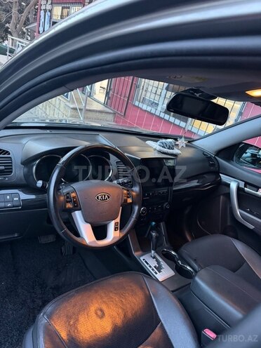 Kia Sorento-7