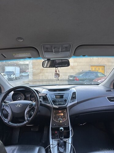 Hyundai Avante 2014, 225,000 km - 1.6 l - Bakı