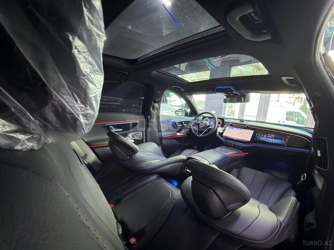 Mercedes E 350 e -10
