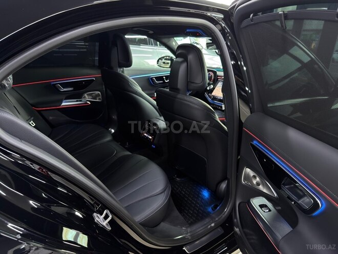 Mercedes E 350 e -8