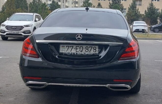 Mercedes S 400 d-5