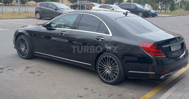 Mercedes S 400 d-14