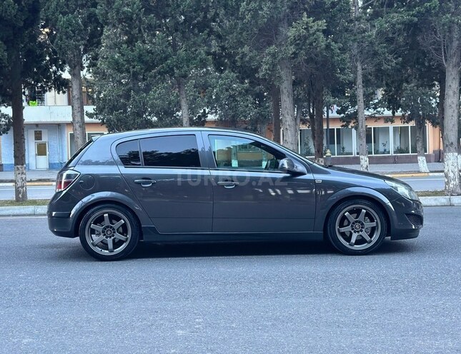 Opel Astra 2009, 284,500 km - 1.4 l - Bakı